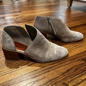 1. state ankle booties